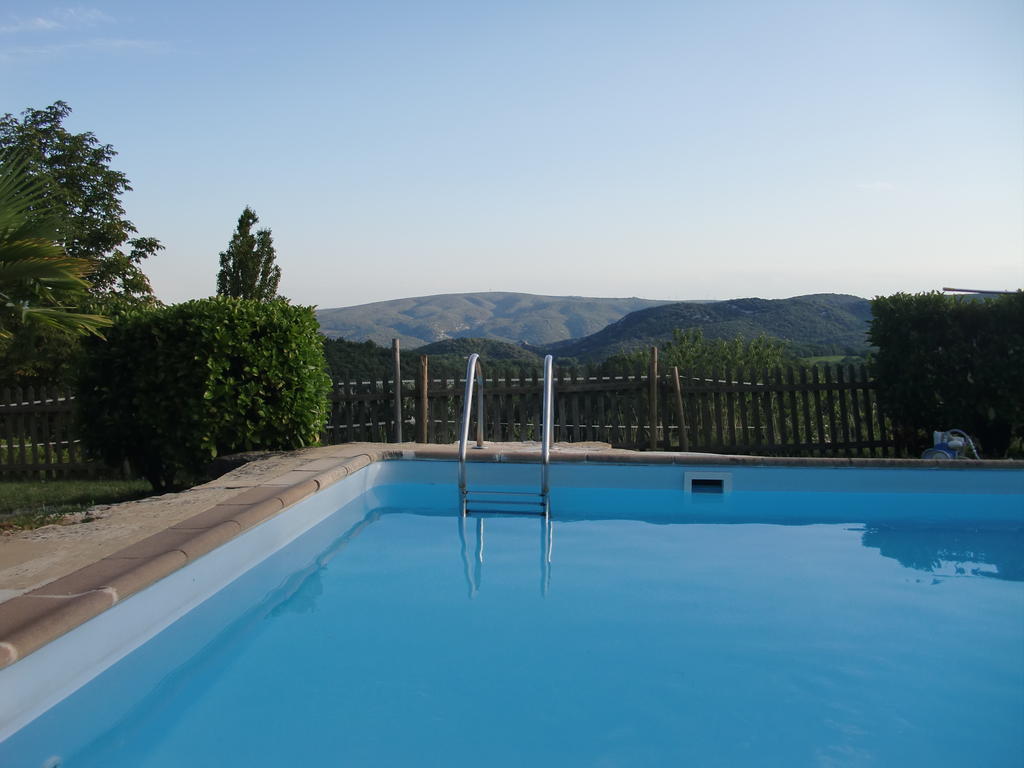 Bed and Breakfast La Pacha Saint-Montan Esterno foto