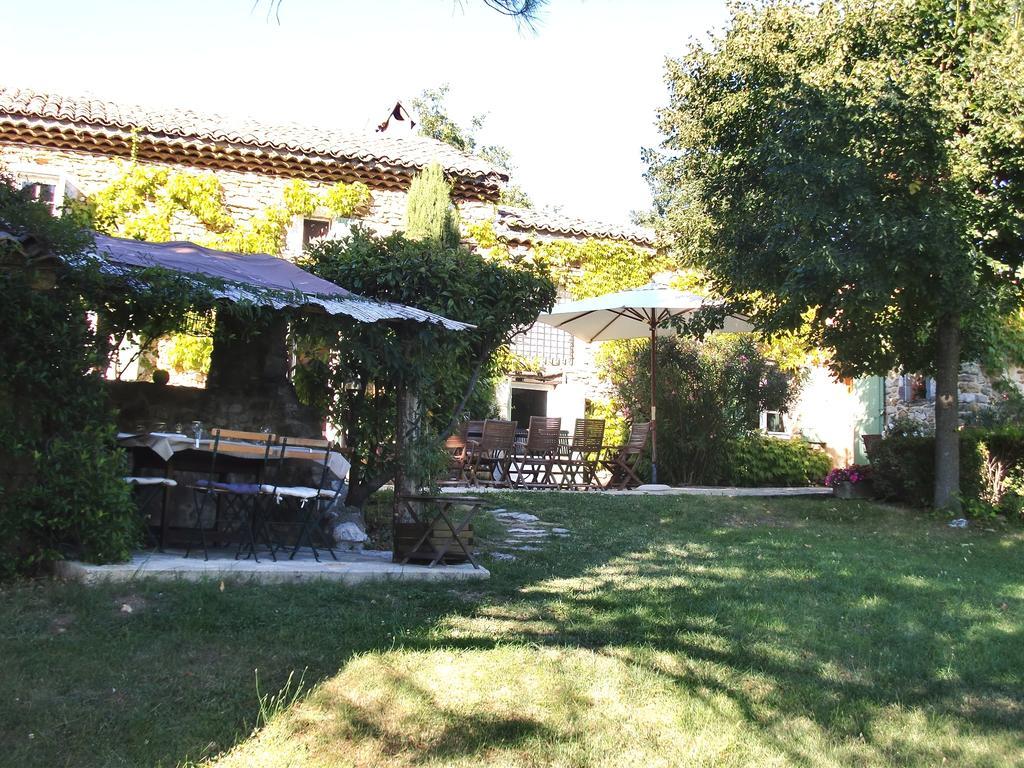 Bed and Breakfast La Pacha Saint-Montan Esterno foto
